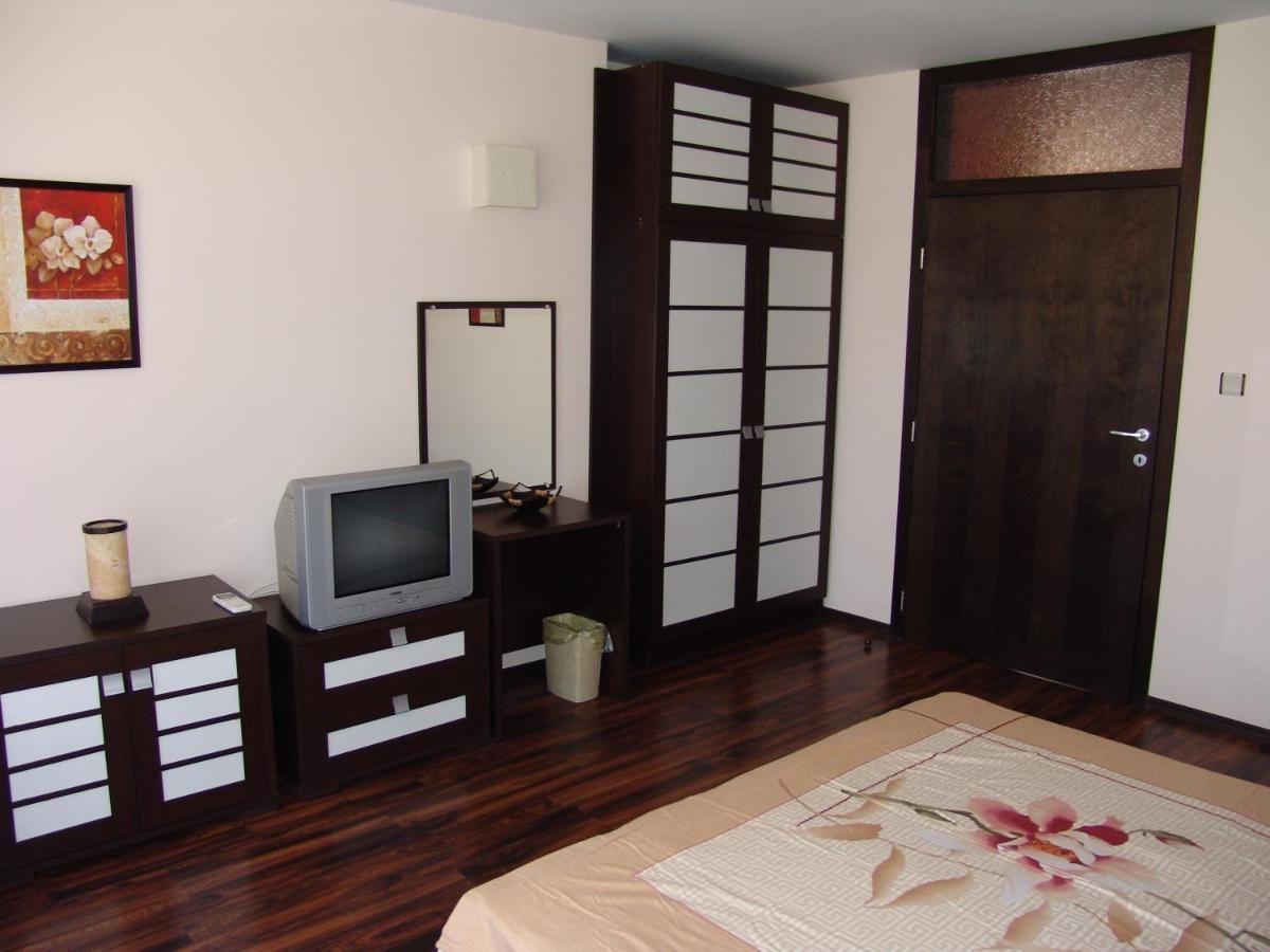 Отель Hotel Buena Vissta Приморско